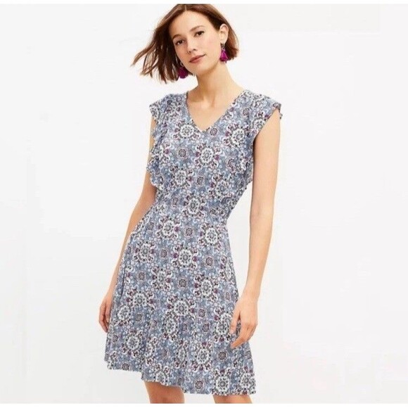 LOFT NWT $69 Pattern Ruffle Short Sleeve Skater Dress Size Small Womens - Picture 1 of 10